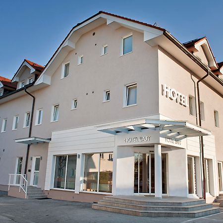 Hotel Bajt מריבור מראה חיצוני תמונה