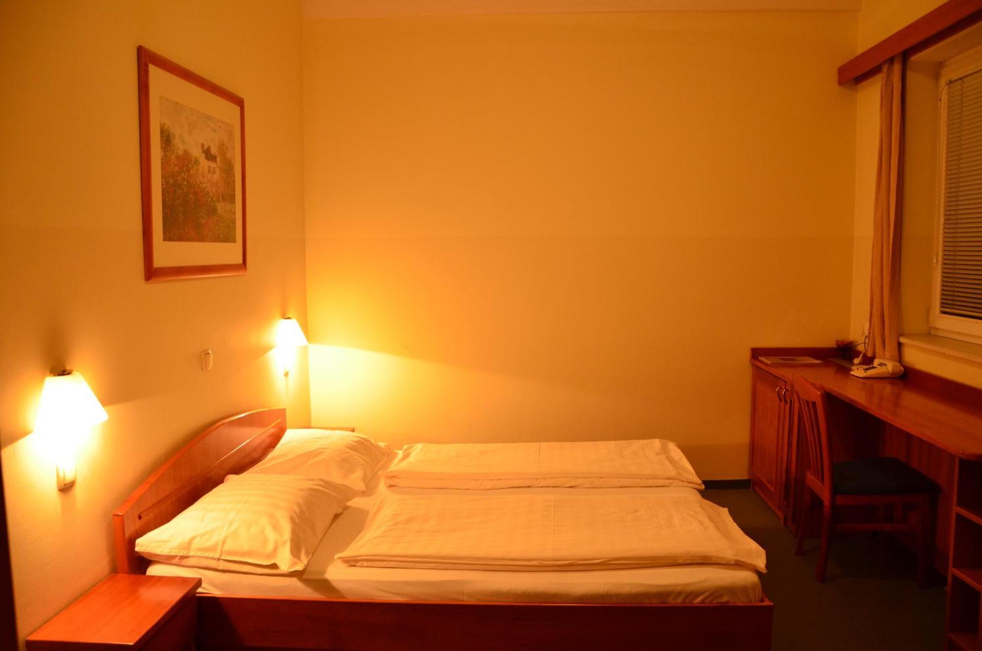 Hotel Bajt מריבור מראה חיצוני תמונה