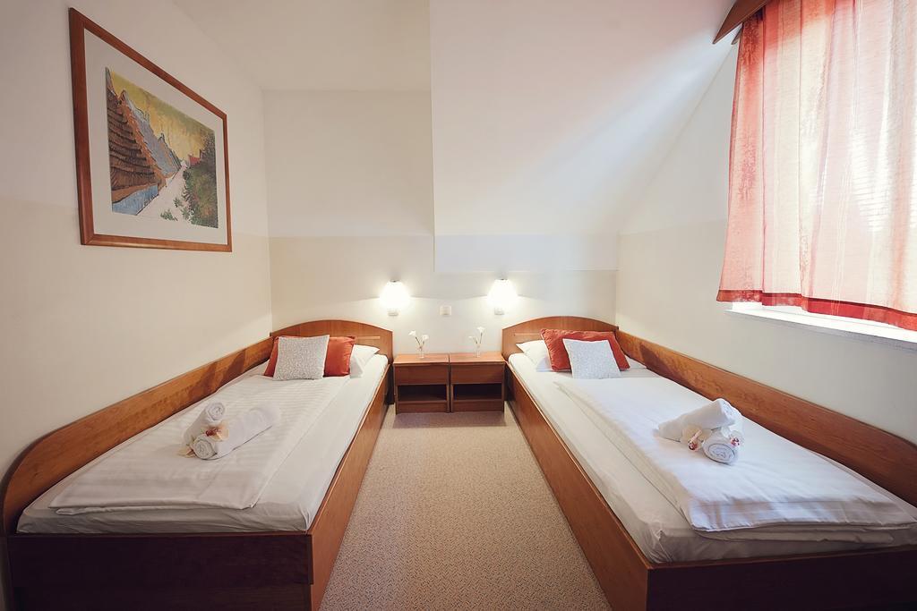 Hotel Bajt מריבור מראה חיצוני תמונה