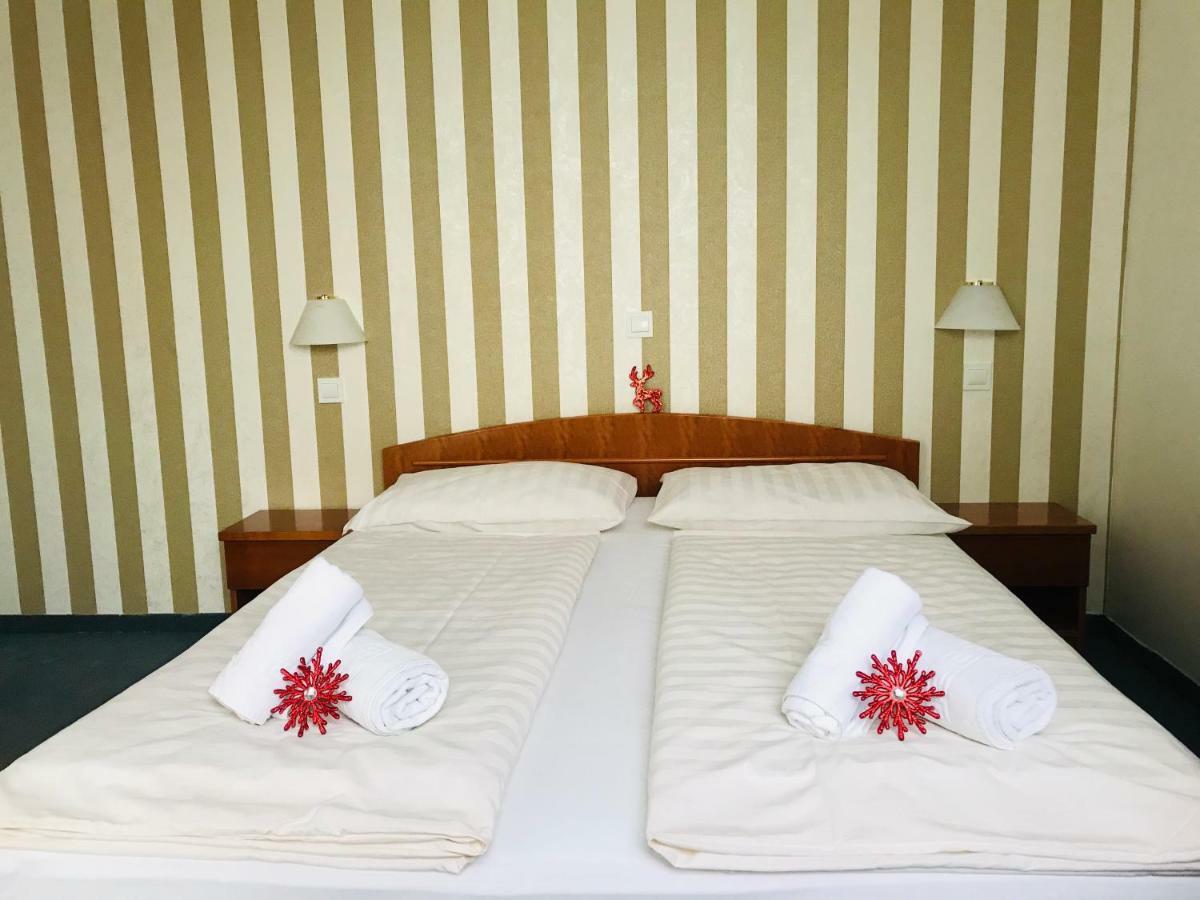 Hotel Bajt מריבור מראה חיצוני תמונה